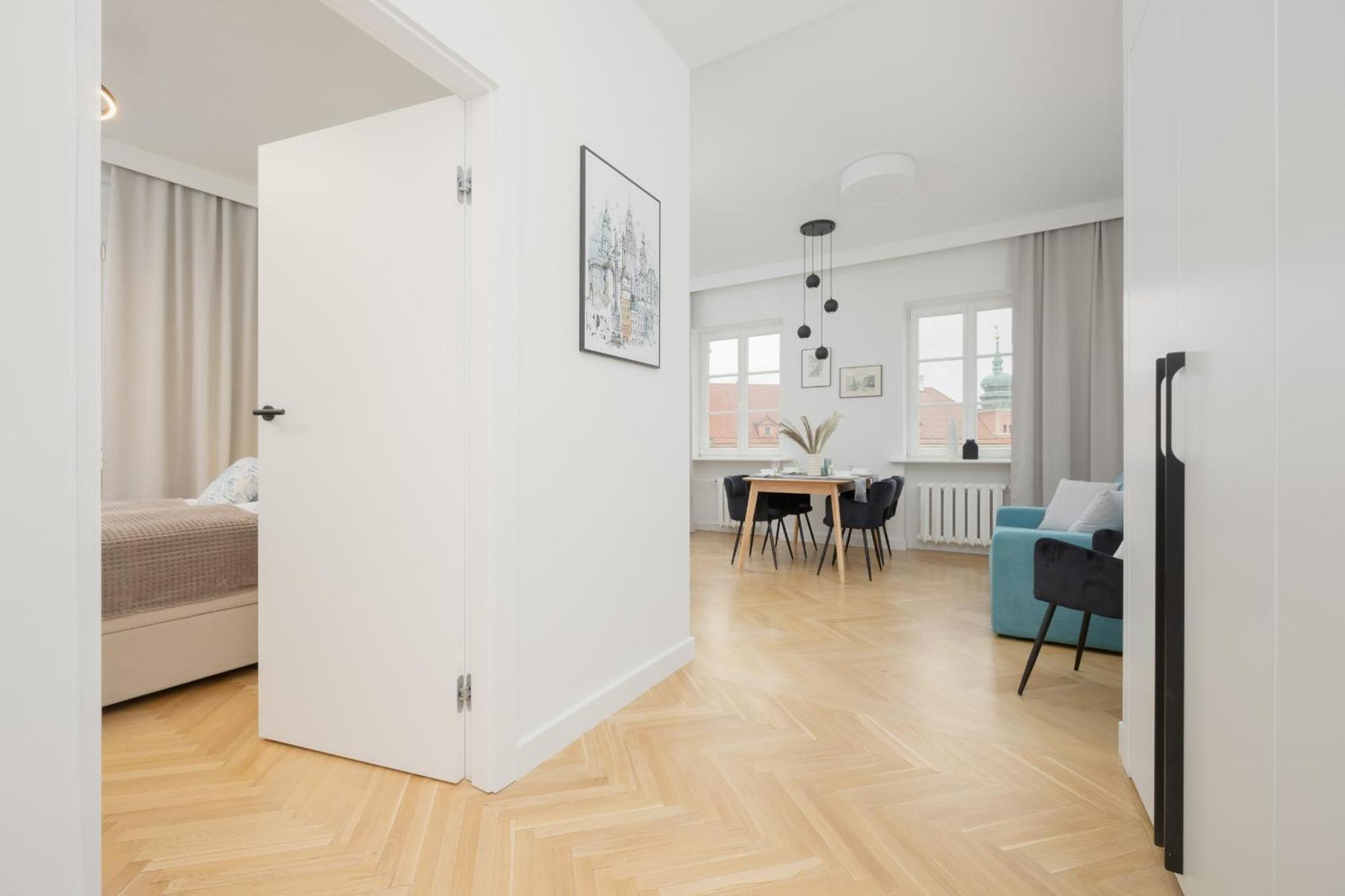 Plac Zamkowy In By Rent Like * Warschau