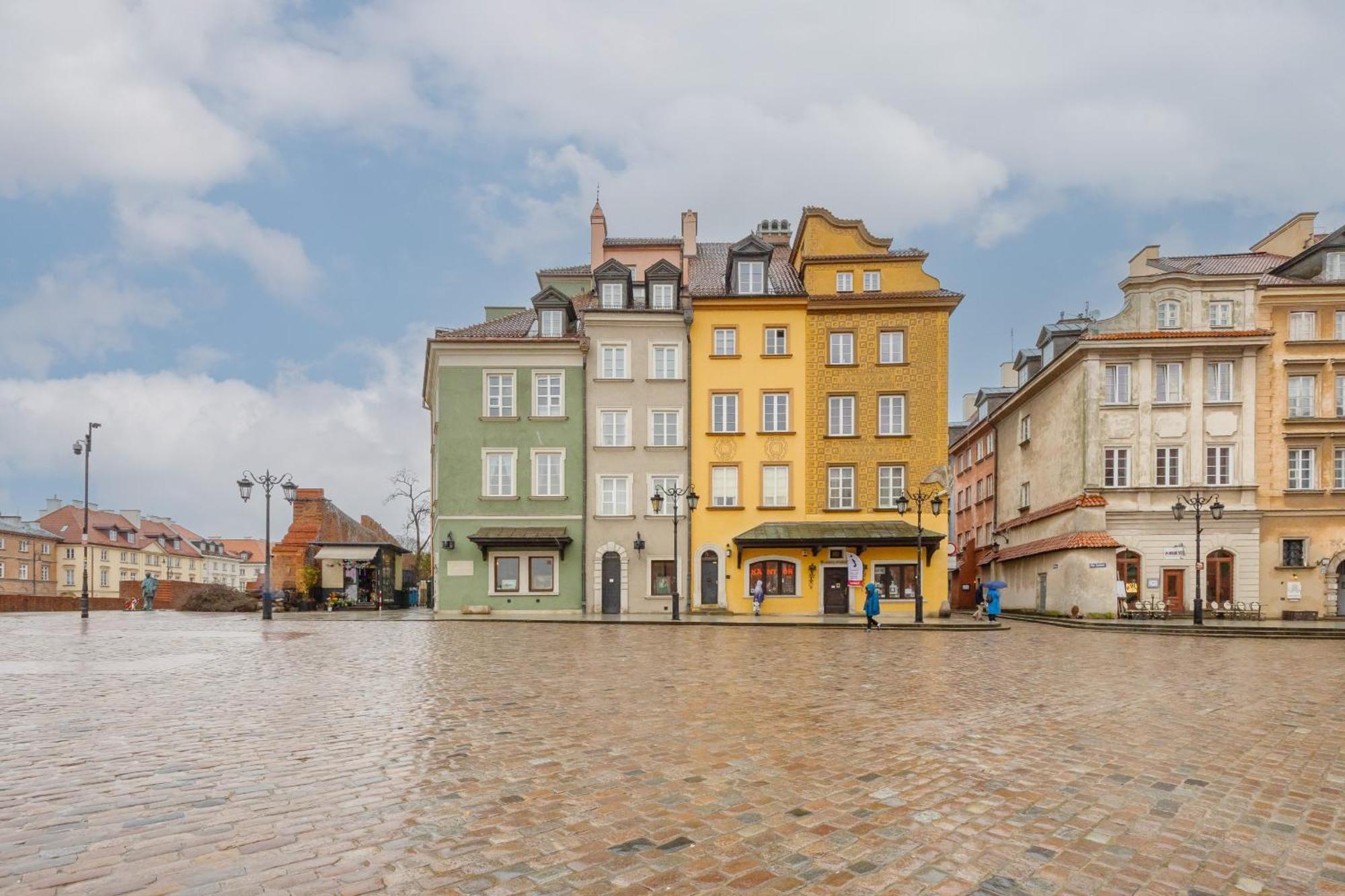 Plac Zamkowy In By Rent Like Warschau